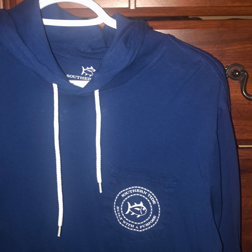 Southern tide men’s hooded sweatshirt